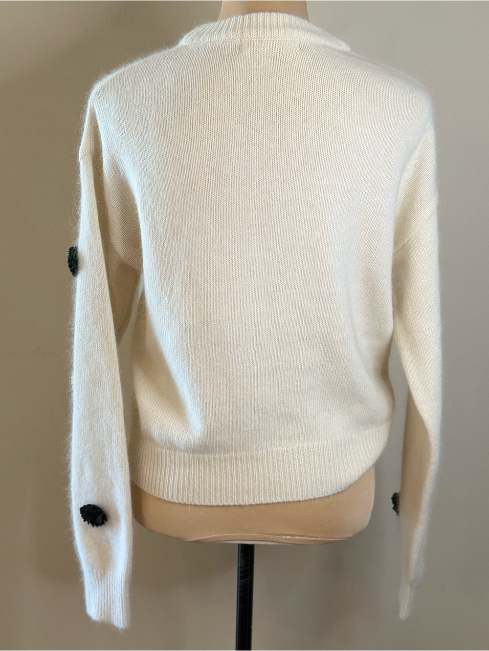 J. Story cream knit sweater white navy floral pom poms SZ M - Picture 4 of 12